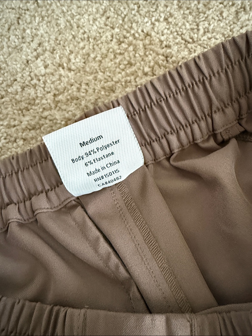 Varley Esmond 3” shorts in Taupe Stone Sz M - Picture 6 of 7